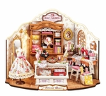 DIY - Mini House - Elsa's Tailoring-construction-models-craft-The Games Shop